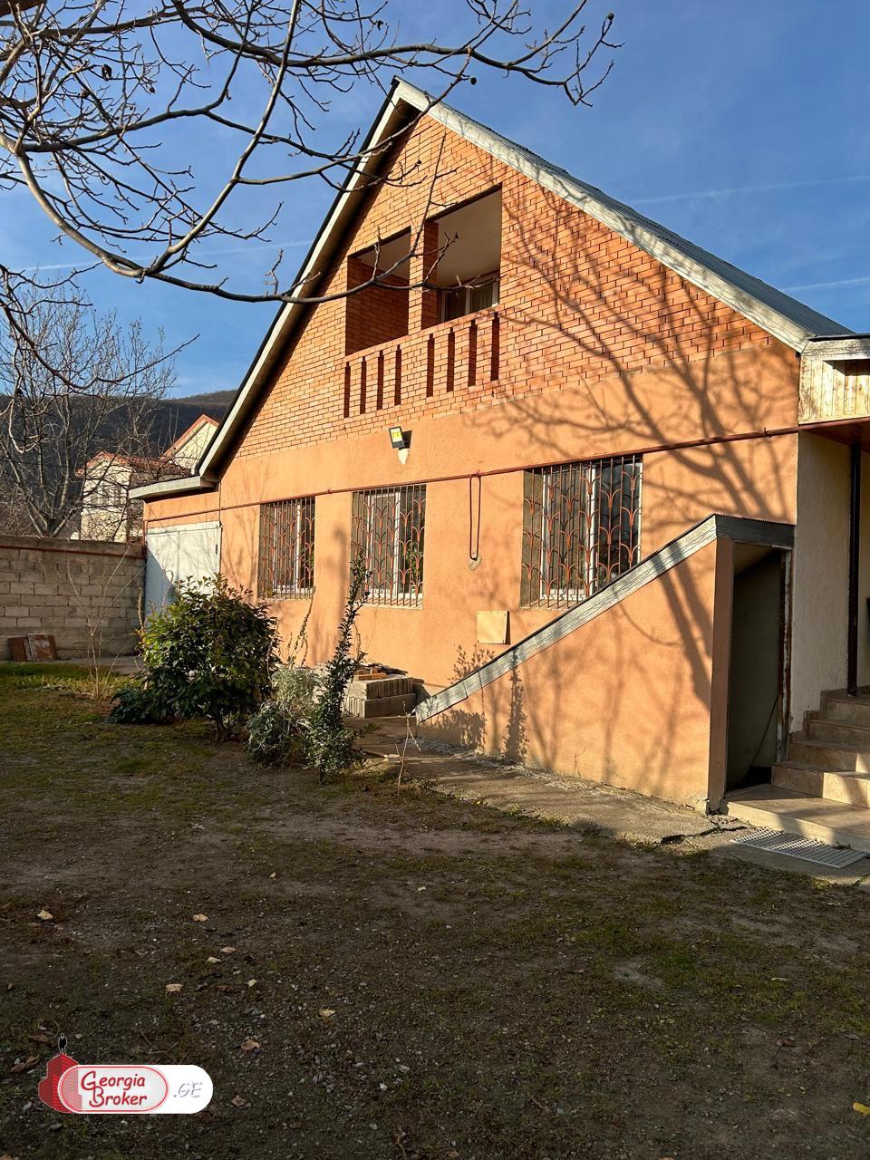 იყიდება ახალი გარემონტებული 5 ოთახიანი სახლი დუშეთის მუნიციპალიტეტში